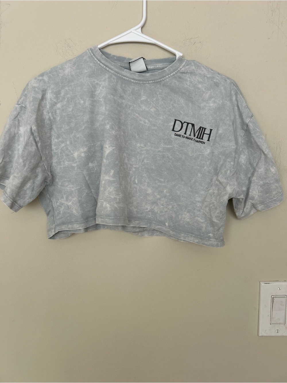 Zara grey acid-wash cropped t-shirt featuring a "DTMIH" graphic logo. Size 13-14